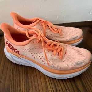 Hoka Clifton 8 in brand new condition (cantaloupe and silver peony color)